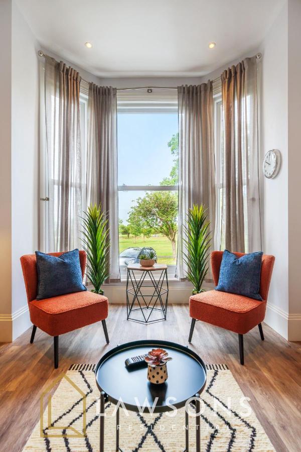 Executive Living By Lawsons 3 Bed, 3 Bath Appartement